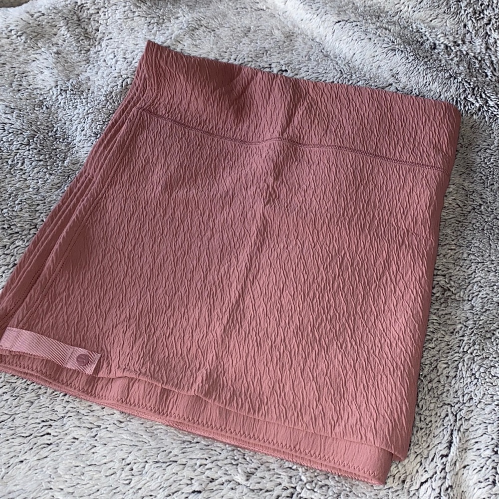 Lululemon infinity scarf